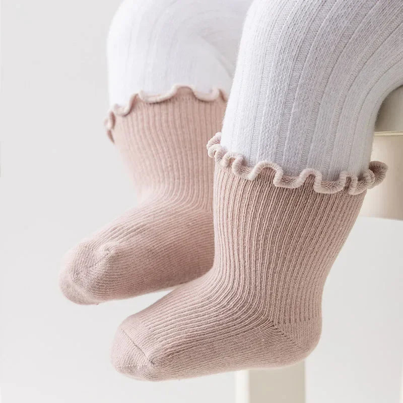 5 Pairs of Ruffle Socks